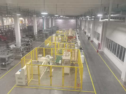 Factory direct sales of microwave ovens and oven bodies production line. Stainless steel inner liner automatic fully automated welding production line. High-speed welding.